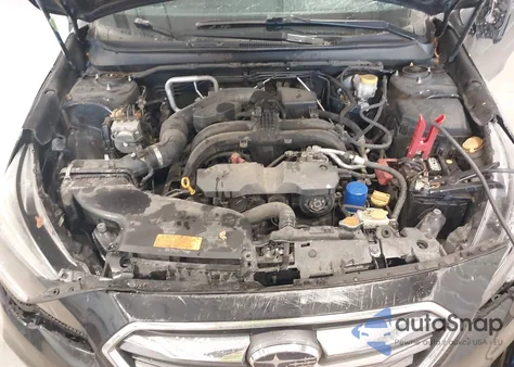 2018 Subaru Legacy 2.5I Premium z USA, uszkodzony, nr VIN 4S3BNAC62J3026860